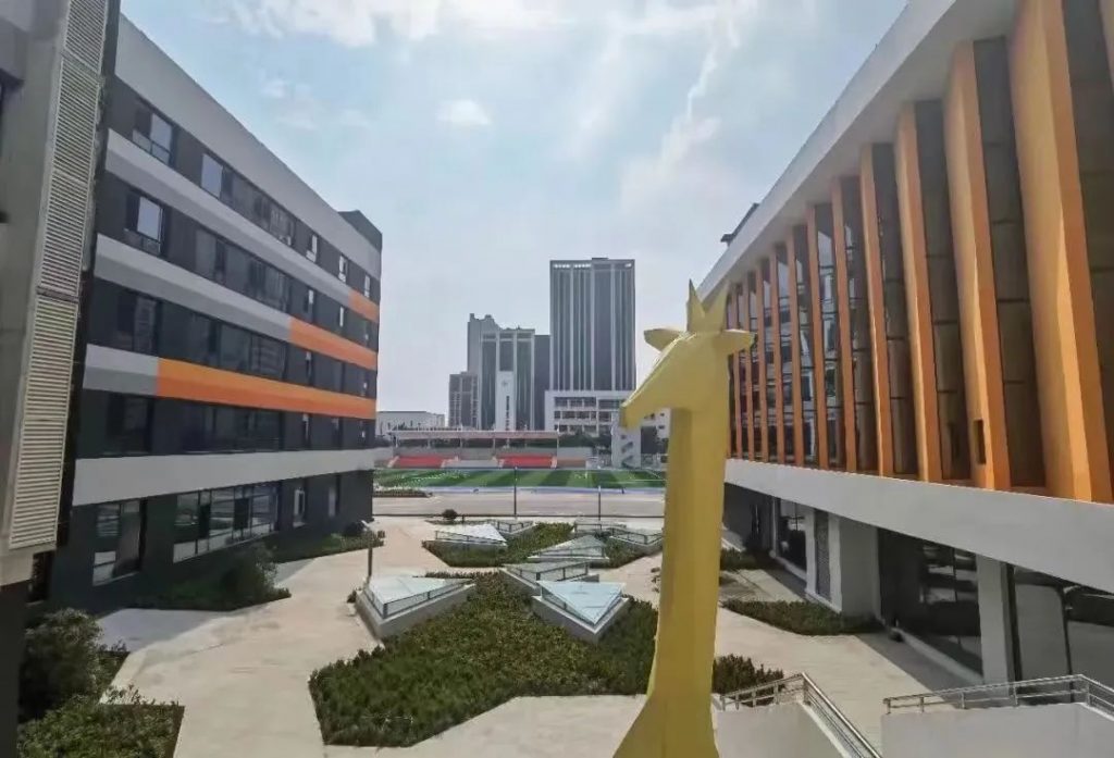 长安区西北大学附属中（小）学