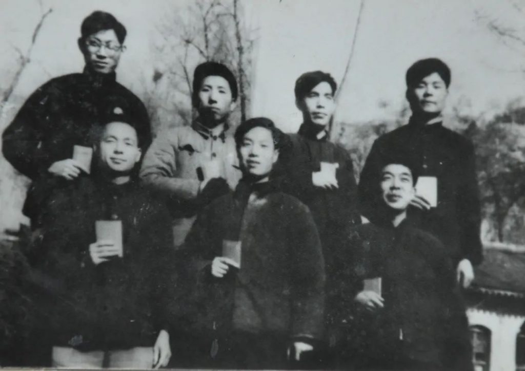 长安一中1970年代初部分青年教师合影