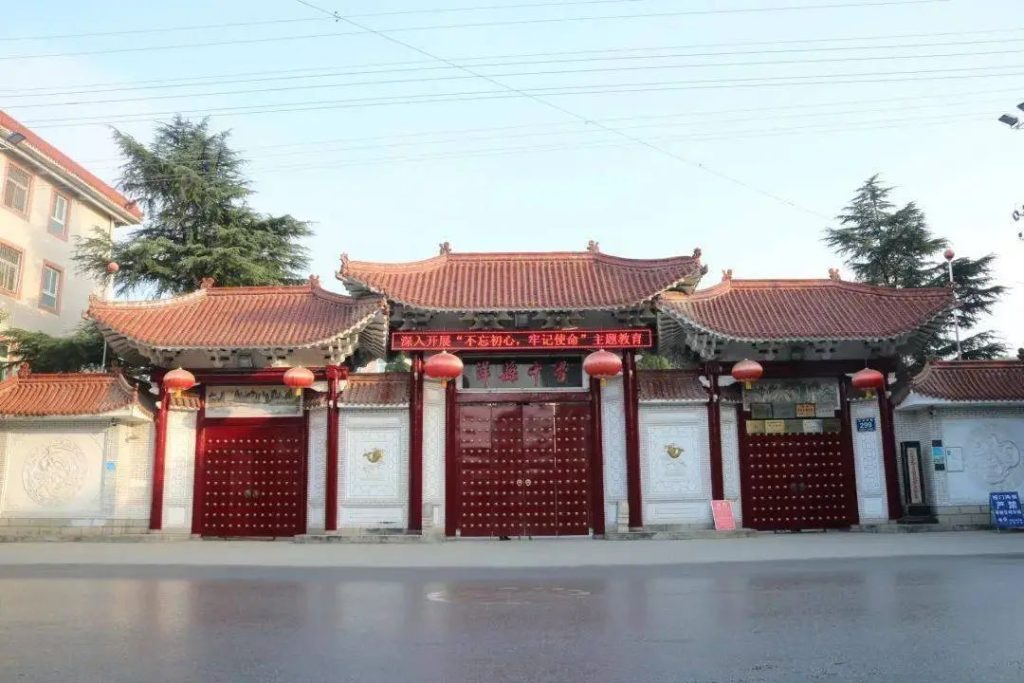 洋县中学